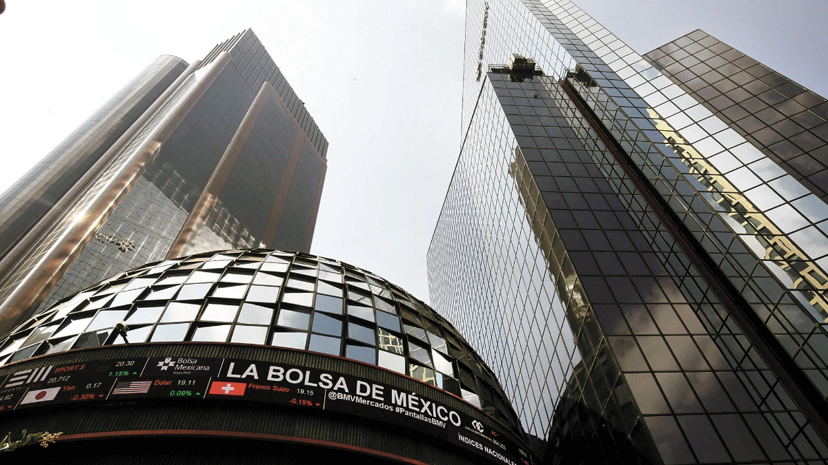 BMV avanza tras comentarios de Powell y datos de inflación local