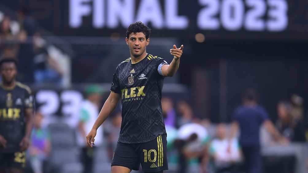 Iván Alonso confieza que Cruz Azul contempló la incorporación de Carlos Vela
