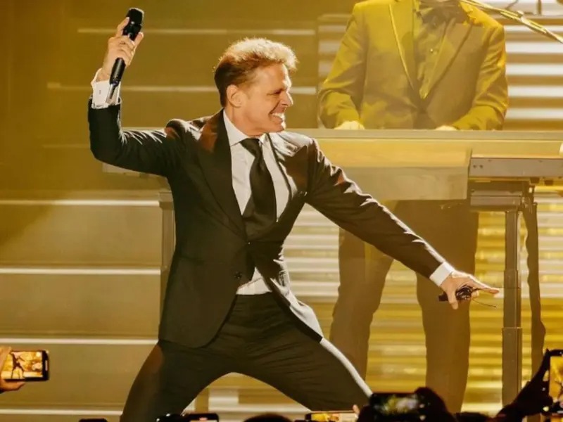 Luis Miguel anuncia más conciertos en CDMX