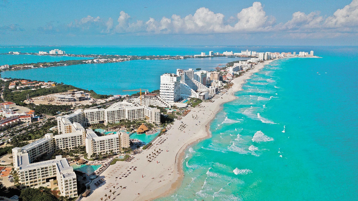 Hoteleros de la Riviera Maya se alistan para la temporada de huracanes