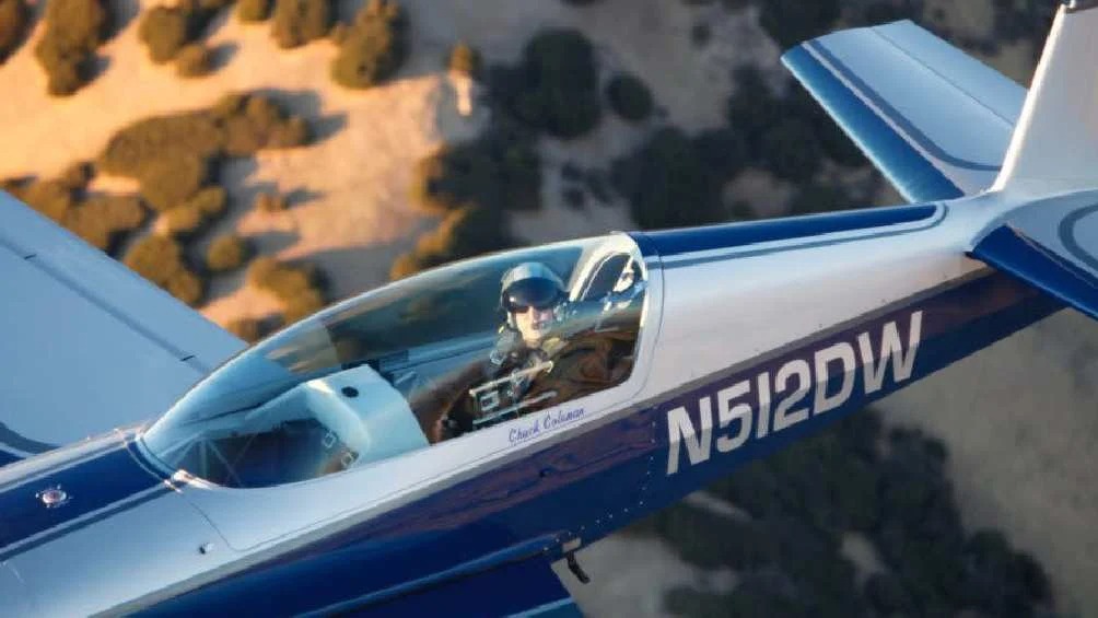 Fallece instructor de vuelo de Tom Cruise en la película ‘Top Gun: Maverick’