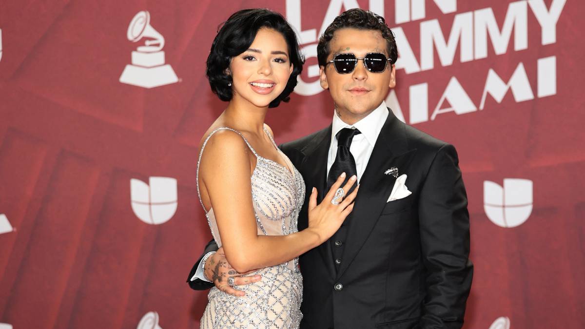 Christian Nodal descarta tener hijos con Ángela Aguilar y recuerda sus desamores