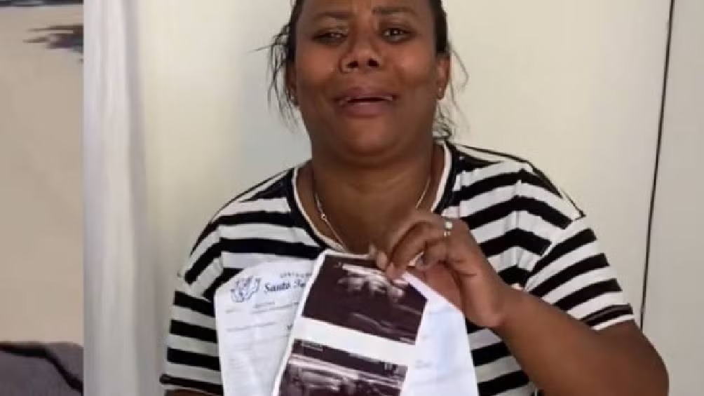 Mujer afirma que quedó embarazada por videollamada y su pareja no quiere hacerse responsable