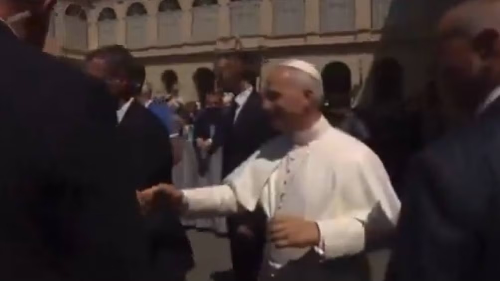 Agreden al Papa León XIV