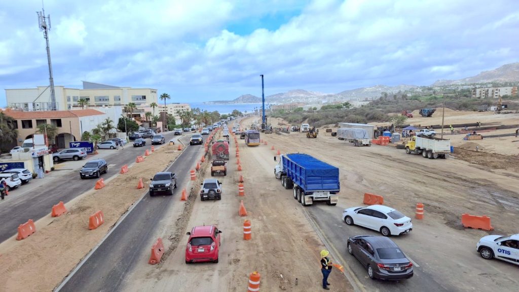 Reanudan circulación vehicular en glorieta Fonatur, sentido San José del Cabo–Cabo San Lucas