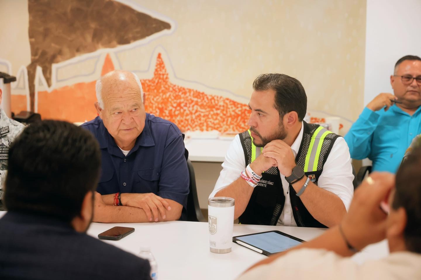 Christian Agúndez y el gobernador Castro Cosío refuerzan acciones por un transporte seguro en Los Cabos