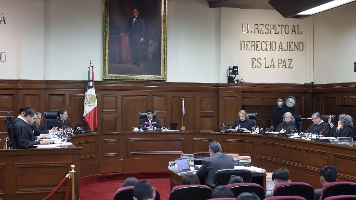 Salinas Pliego busca frenar fallo de la Corte por adeudos millonarios con el SAT