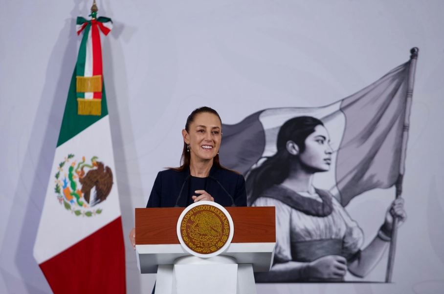 Claudia Sheinbaum: no basta con renuncia; Senado: el caso CIA, traición a la patria