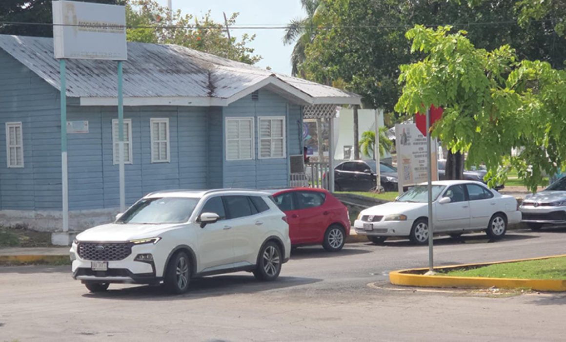 Quintana Roo pisa el acelerador: 74% del padrón vehicular ya está emplacado
